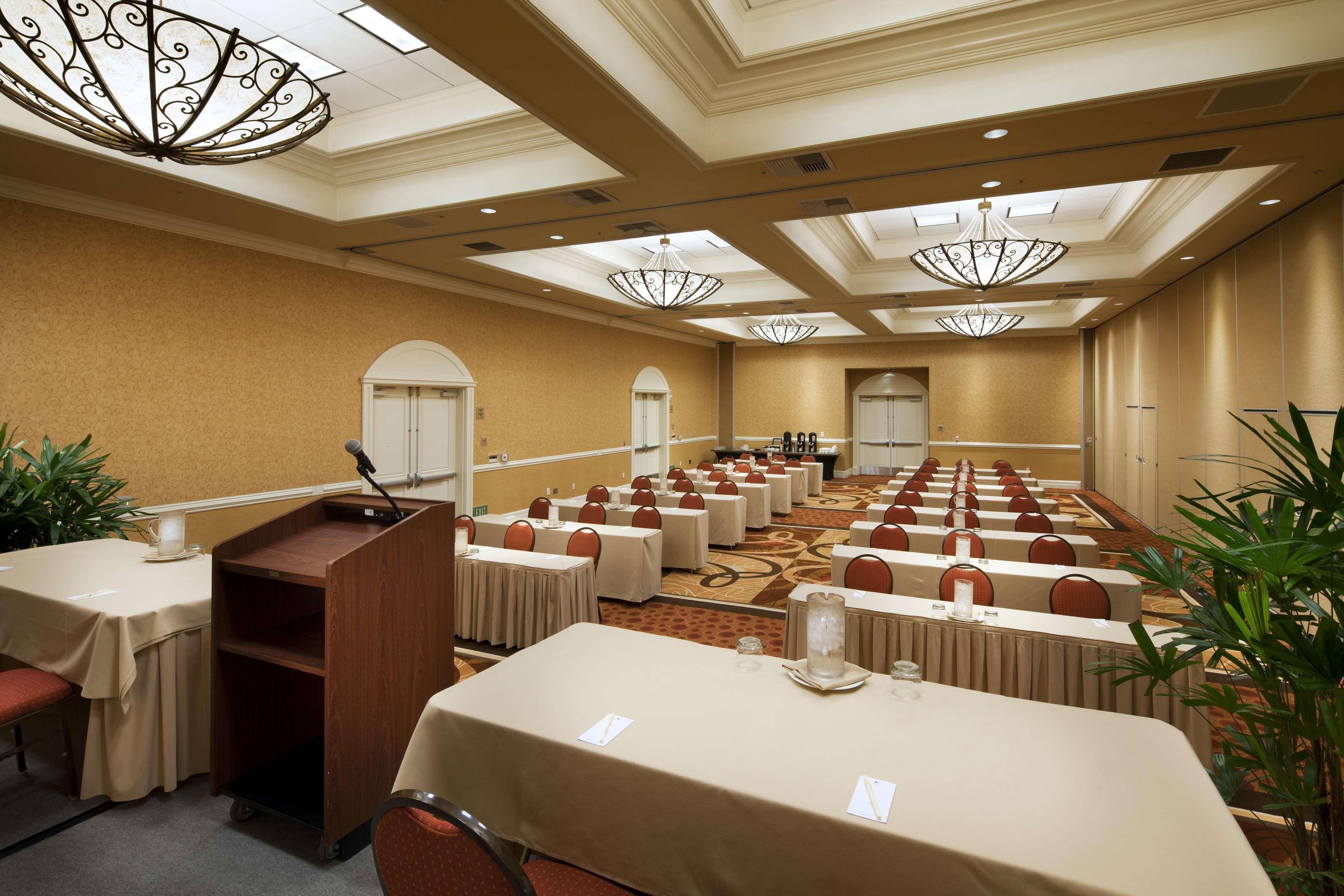 Doubletree Suites By Hilton Anaheim Resort/Convention Center Buitenkant foto
