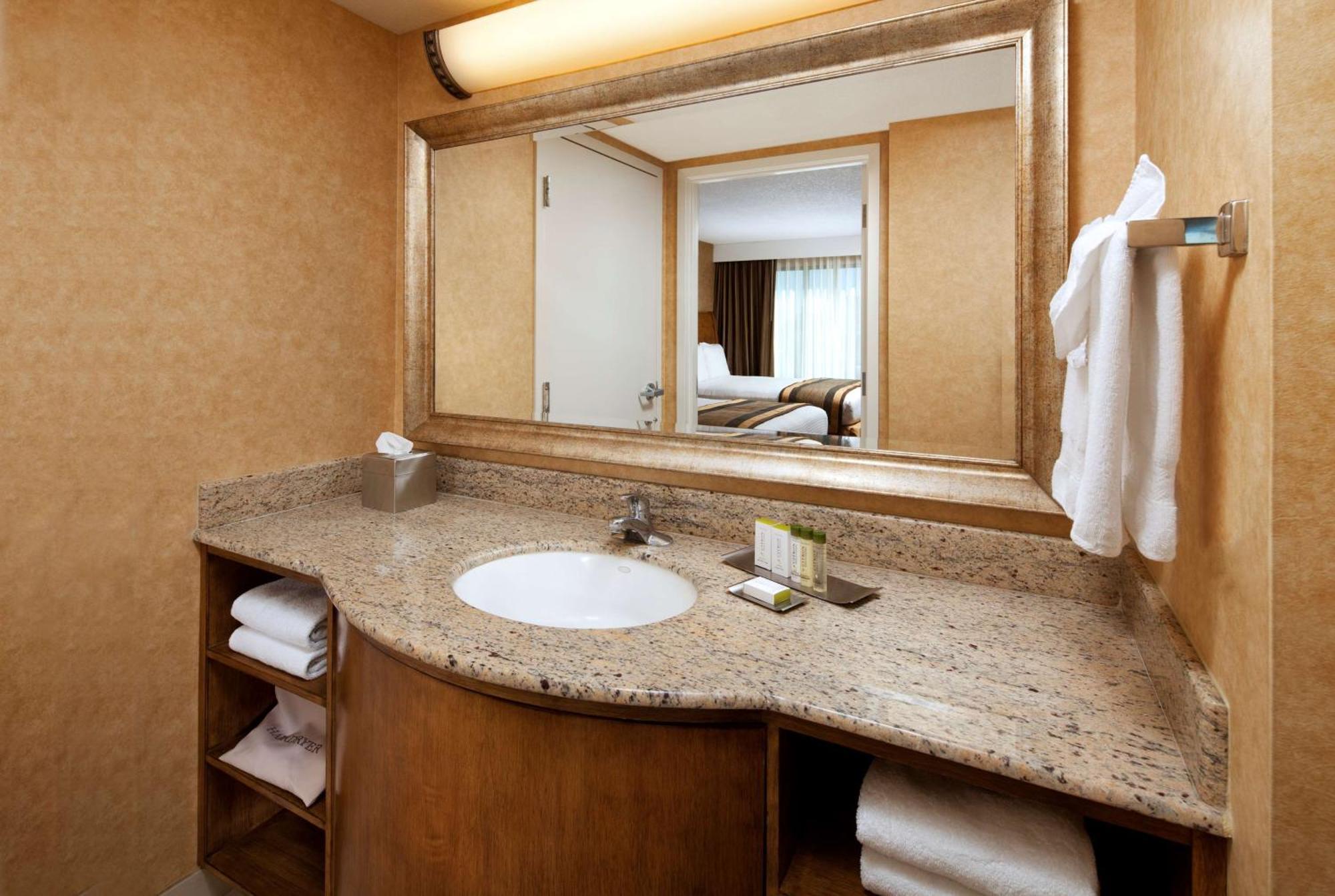 Doubletree Suites By Hilton Anaheim Resort/Convention Center Buitenkant foto