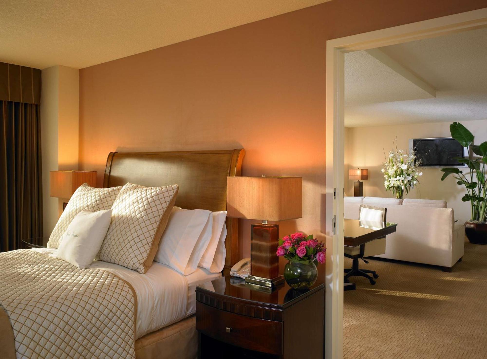 Doubletree Suites By Hilton Anaheim Resort/Convention Center Buitenkant foto